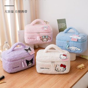 Kuromi Gift Box | 1 suitcase + 10 random items (Copy)